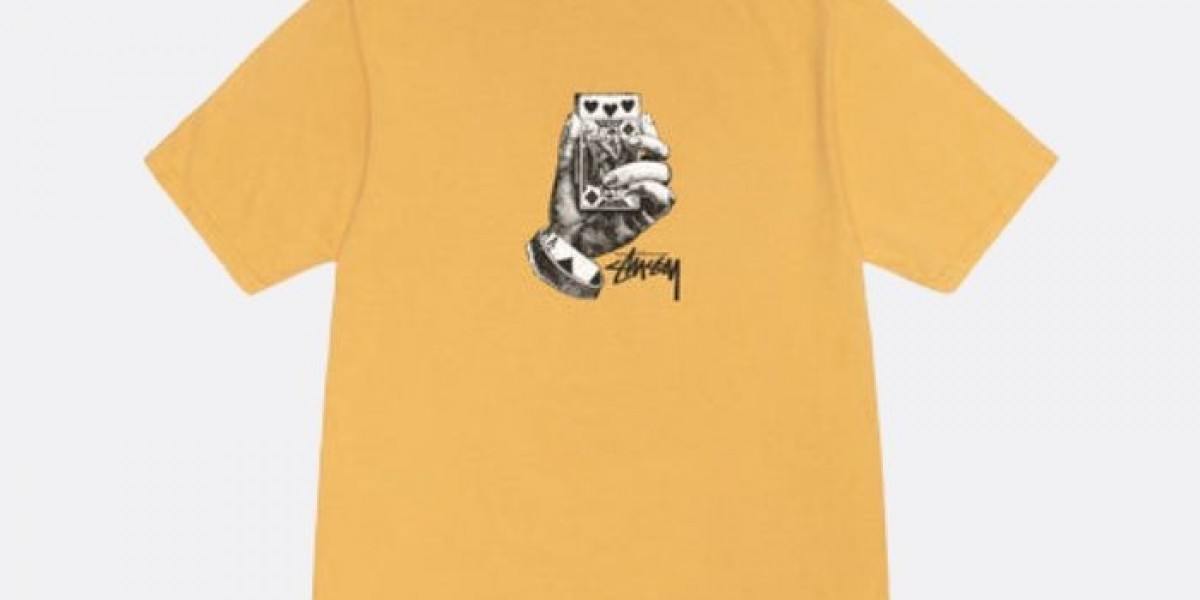 Stussy t shirts people choose for street style